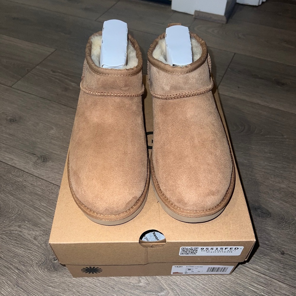 NEW Ugg Ultra Mini Boots
